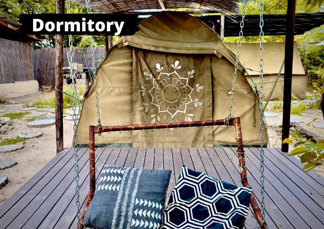 Eselbe Camp Backpackers Pansiyon Nata Dış mekan fotoğraf